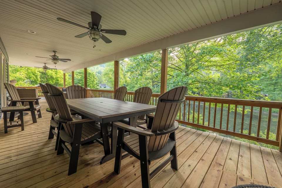 Listen to birds chirping and fish swimming while the conversation flows at dinner on the deck.
