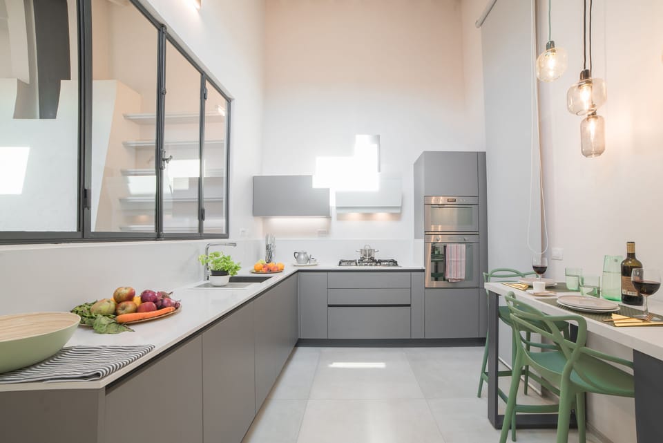 Fully equipped kitchen