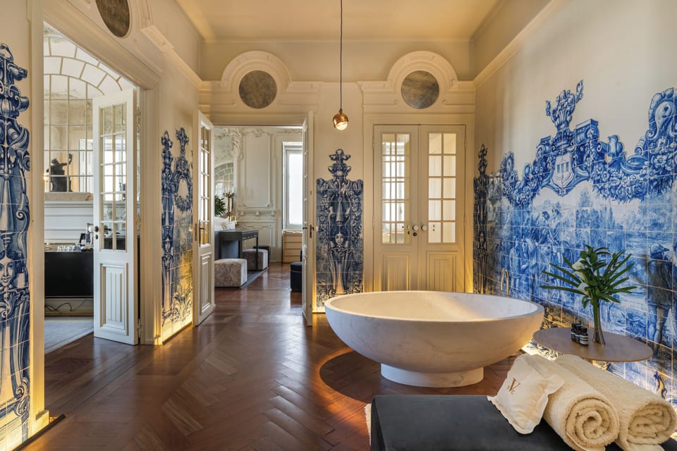 Royal Suite | Bathroom | Shower, designer toiletries, hair dryer, bathrobes