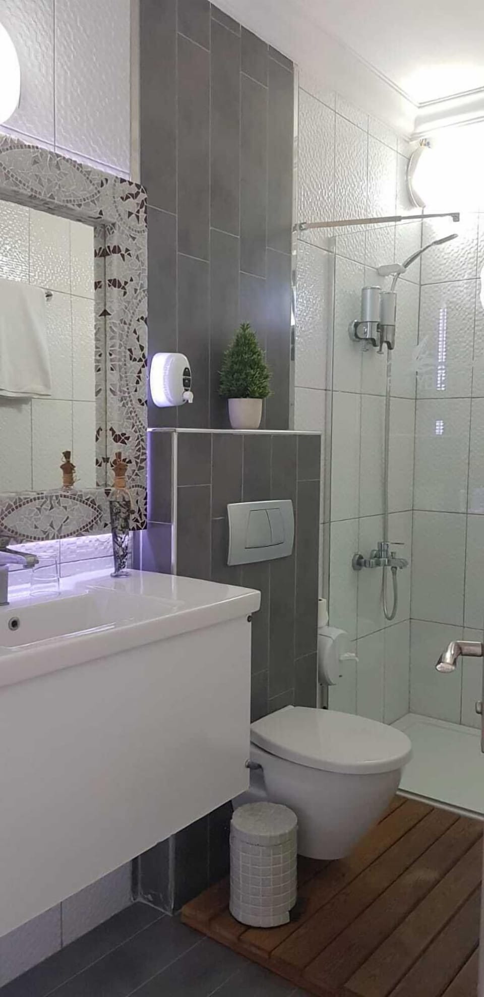 Deluxe Double Room, Balcony, Sea View (Karayel) | Minibar, desk, soundproofing, iron/ironing board