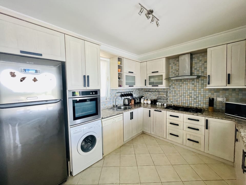 Panoramic Villa, 3 Bedrooms | Desk, iron/ironing board, free cribs/infant beds, bed sheets