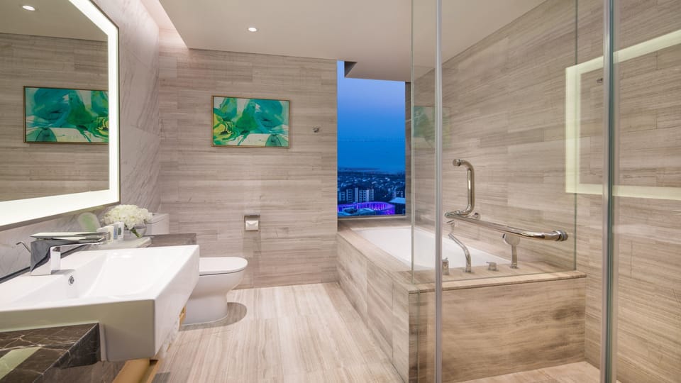 Standard Room, 2 Twin Beds, Lake View | In-room safe, desk, laptop workspace, blackout drapes