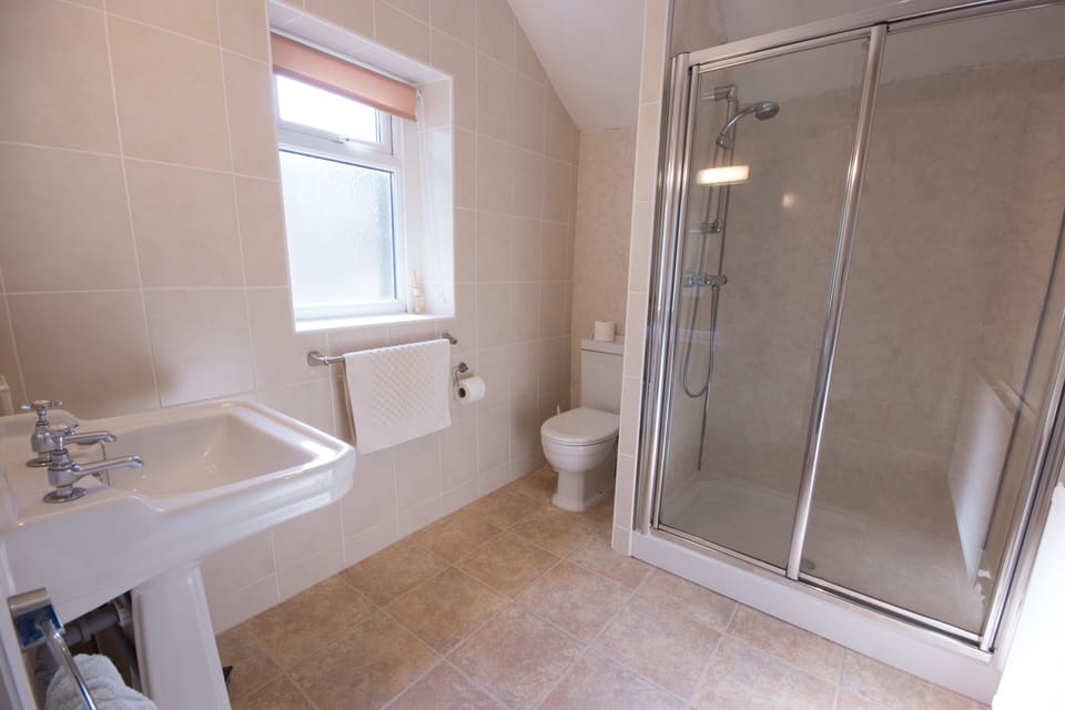 Main shower room