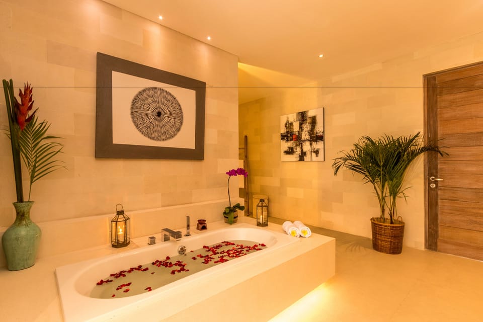 Villa Seriska Jimbaran Bali Villa in Kuta Selatan