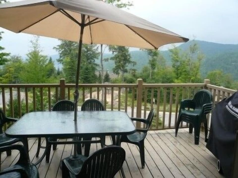 Main Floor Deck
