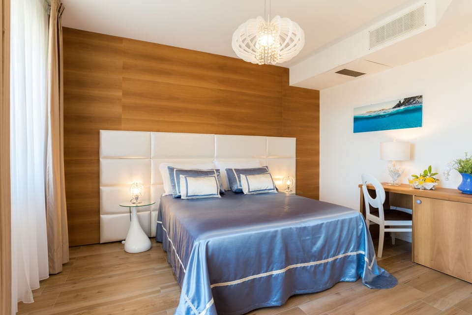 Egyptian cotton sheets, premium bedding, down comforters