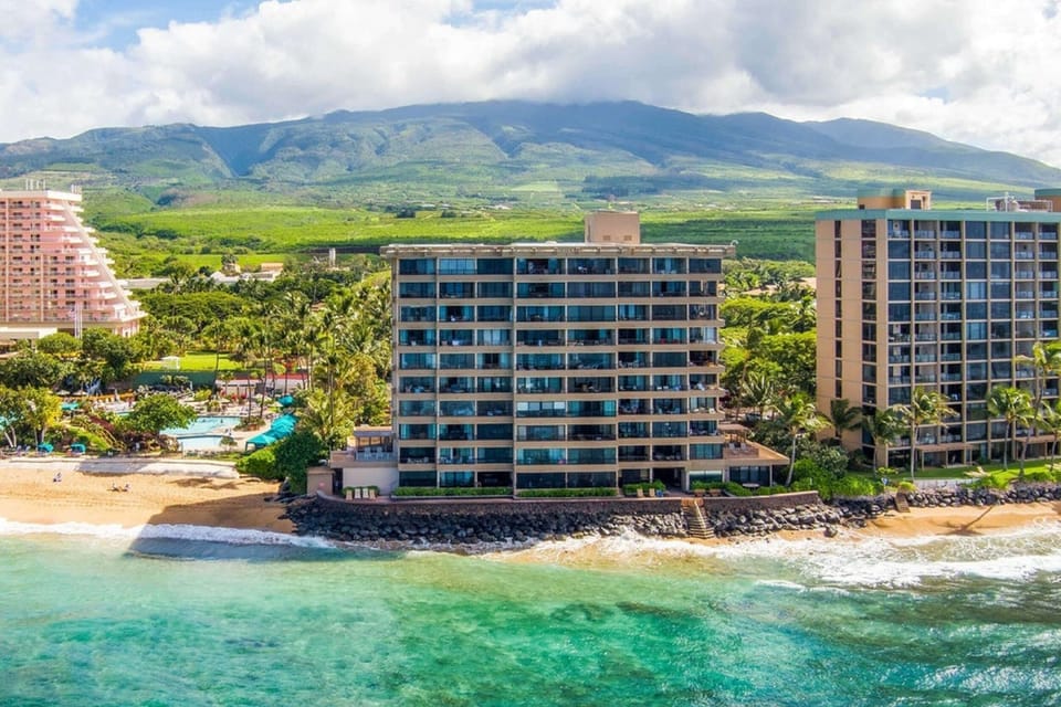 Closest building to the ocean on Maui. Views from every room. 