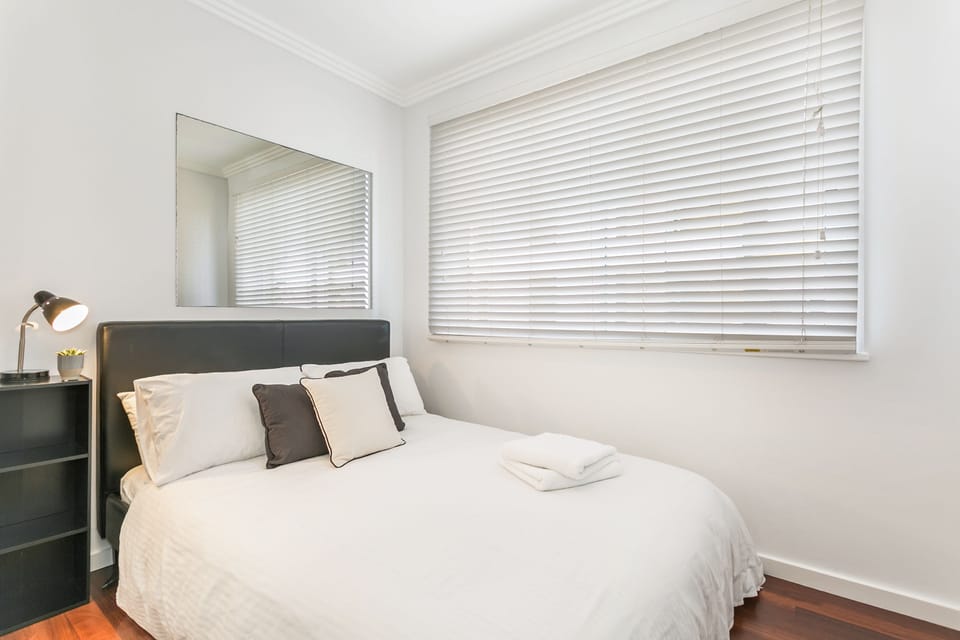 Apartment, 3 Bedrooms, Ocean View, Beachfront | 3 bedrooms, individually decorated, individually furnished
