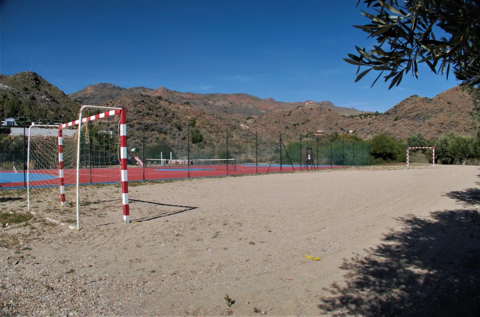 Sport court