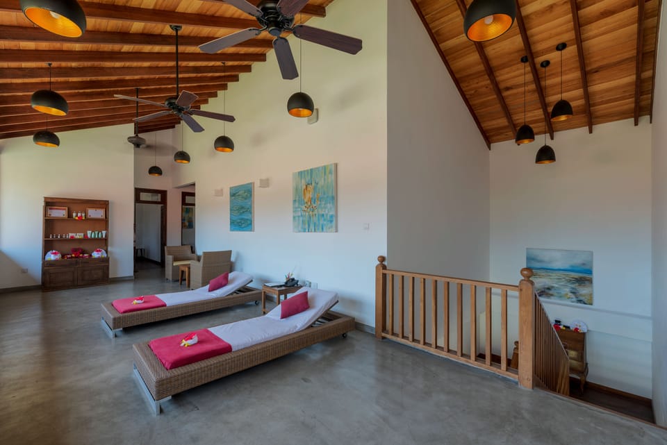 Regenta Arie Lagoon Negombo Hotel in Negombo