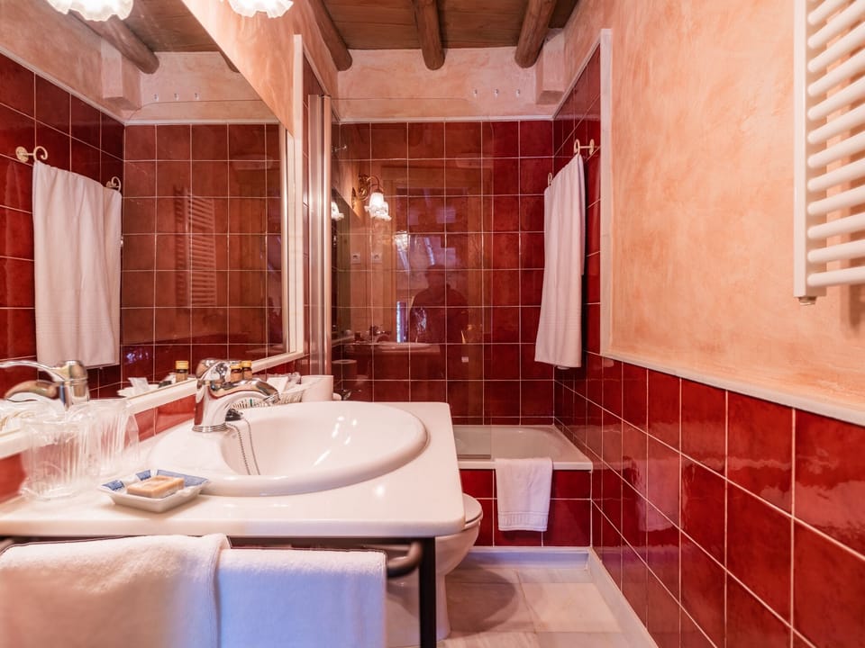 Suite, Ensuite, Mountain View (Suite con terraza) | Bathroom
