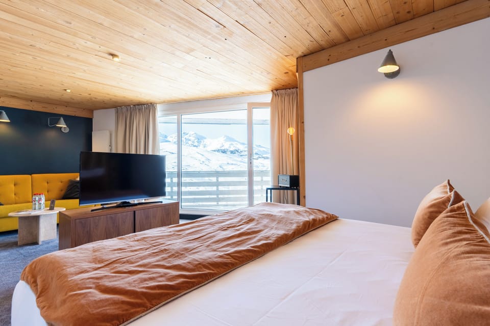 Top Floor Terrasse | Premium bedding, pillowtop beds, in-room safe, blackout drapes