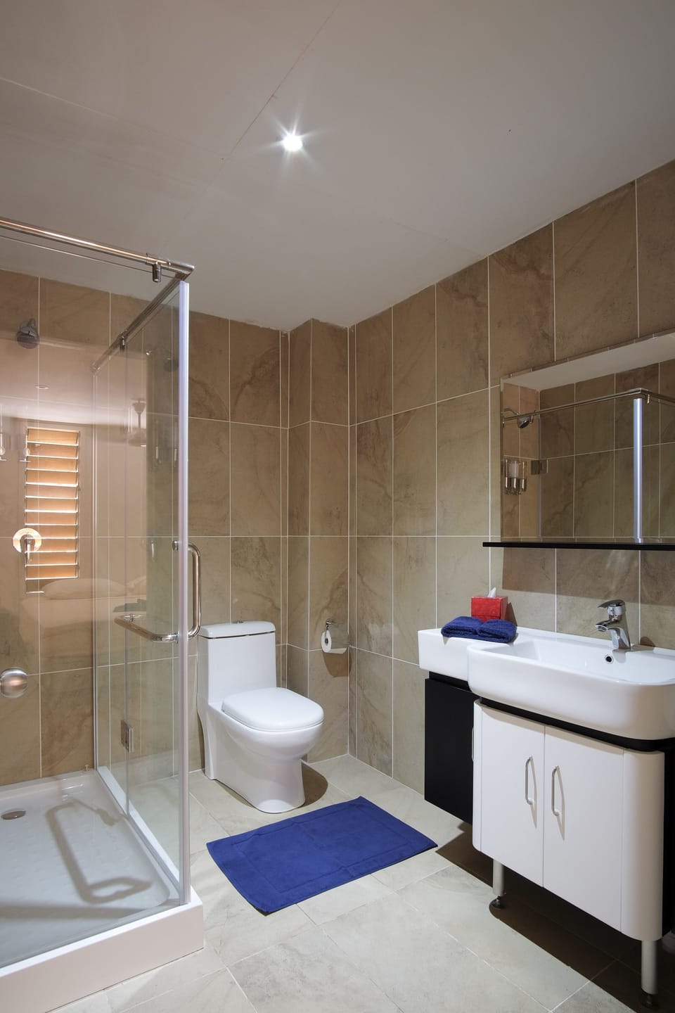 Double Room | Premium bedding, in-room safe, iron/ironing board, bed sheets