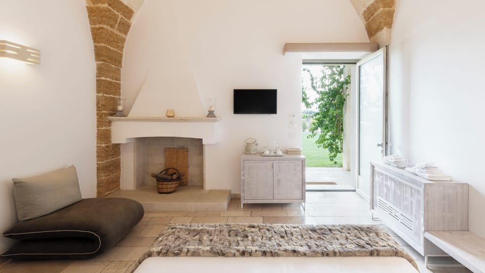 Premium Double Room | Minibar, in-room safe, desk, soundproofing