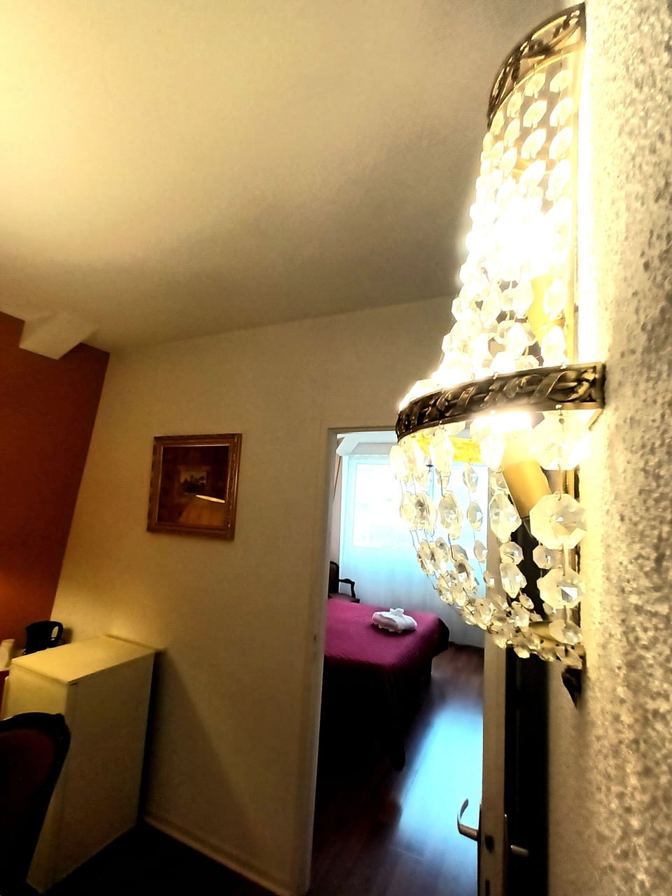 Triple Room, Non Smoking | Desk, iron/ironing board (on request), WiFi (free)