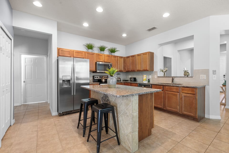 Kitchen - fully equipped