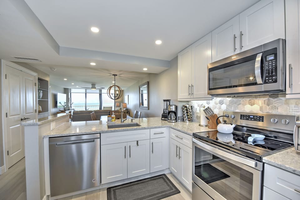 Fully stocked kitchen