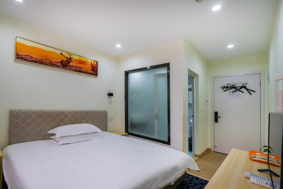 In-room safe, desk, blackout drapes, soundproofing