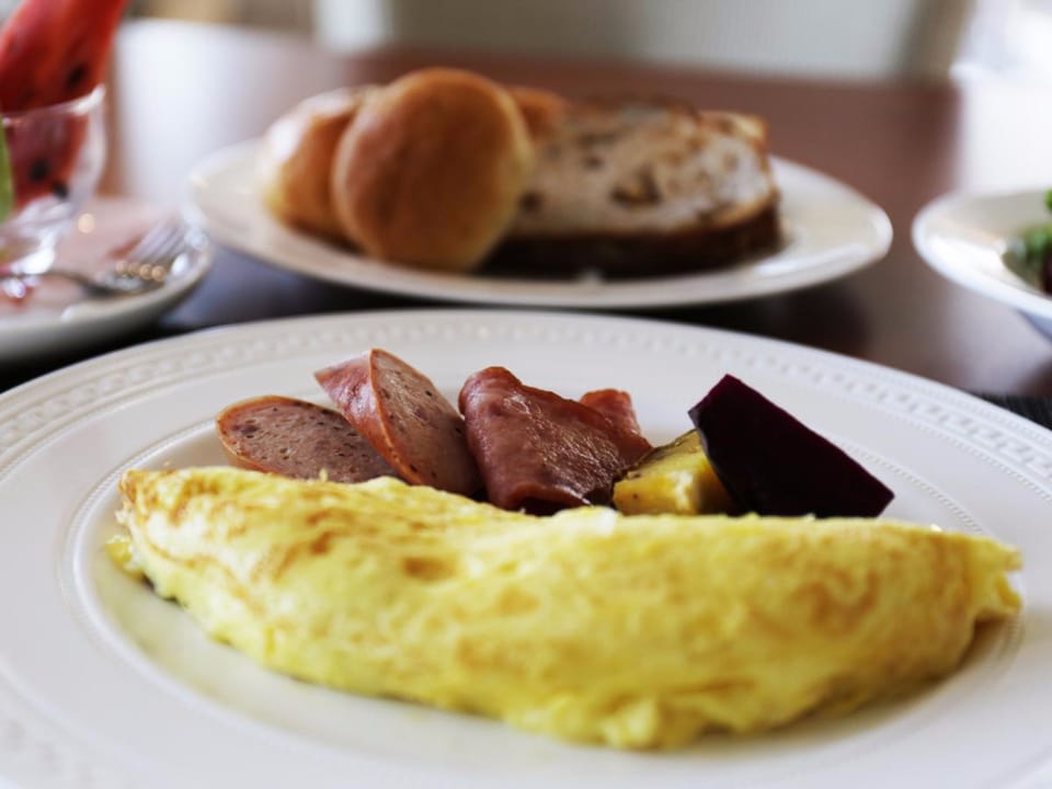 Free daily breakfast