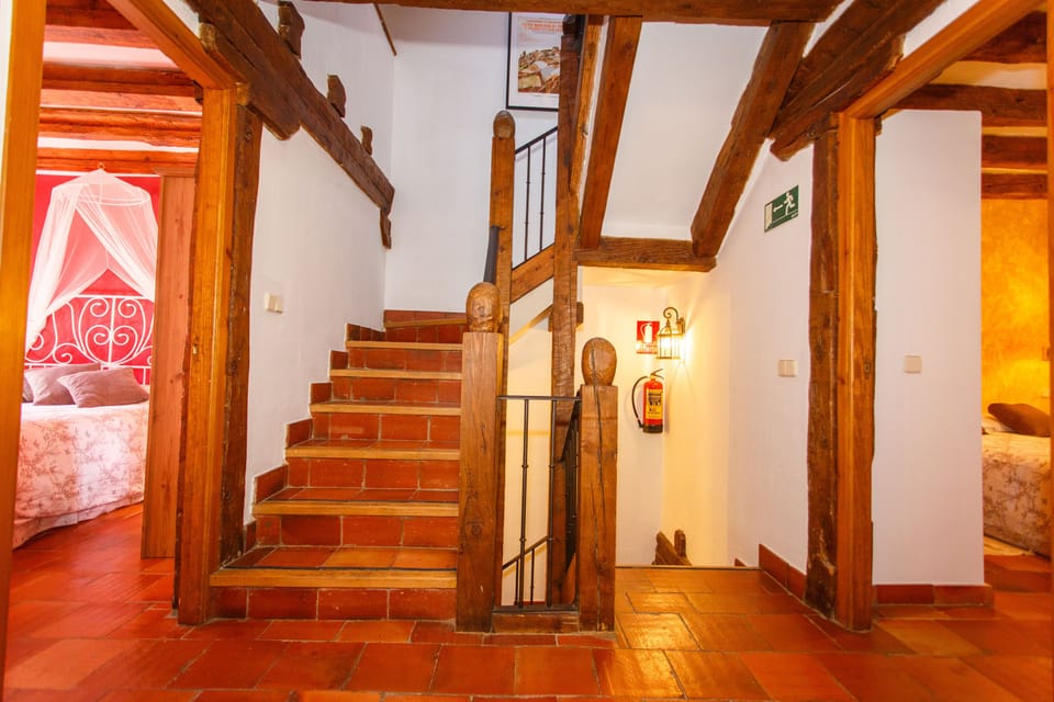 Traditional Chalet, 4 Bedrooms, City View (Panadero) | Premium bedding, individually decorated, individually furnished, desk