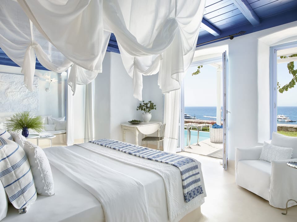 Cobalt Blu with Private Pool | Premium bedding, minibar, in-room safe, free WiFi
