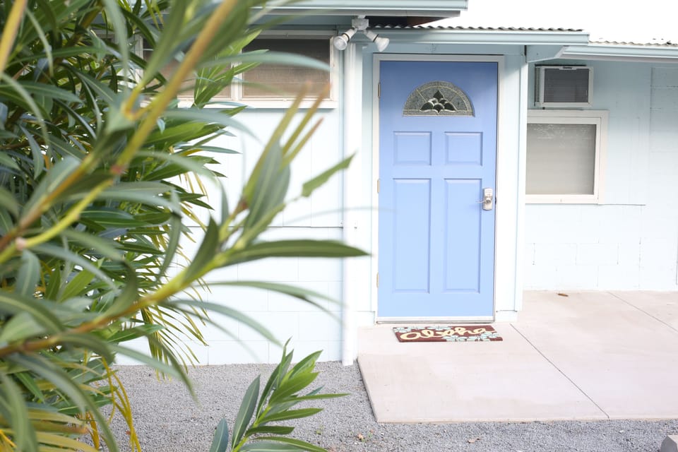Entrance to Mango Cottage #1
