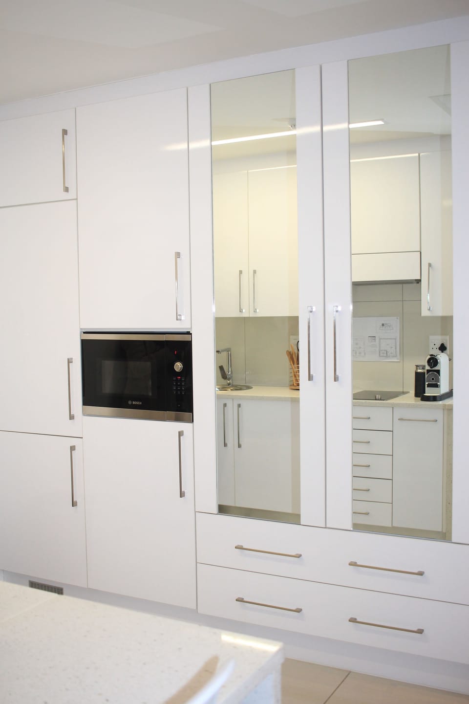 Studio | Private kitchen | Coffee/tea maker, full-size fridge, microwave, stovetop