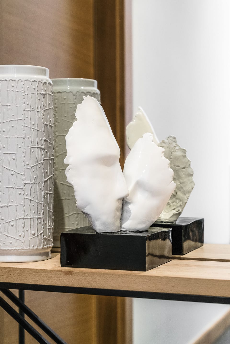 Deluxe Apartment | Premium bedding, desk, soundproofing, iron/ironing board