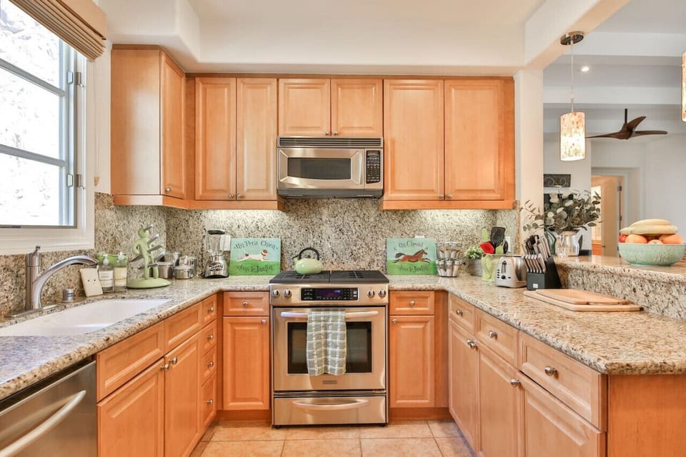 Everything is there for you to cook proper meals in our fully stocked kitchen