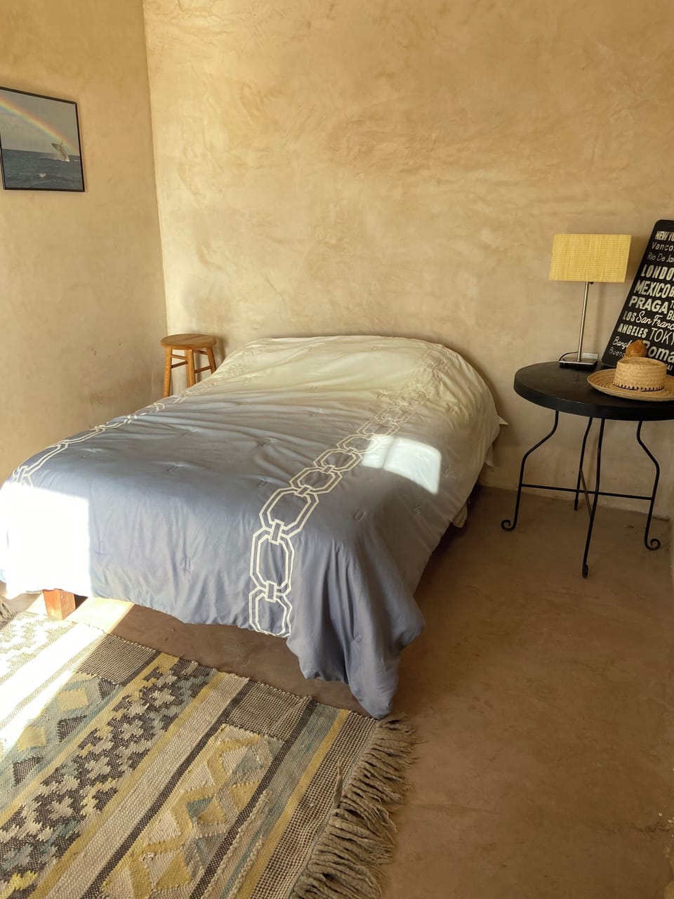 Second bedroom double bed