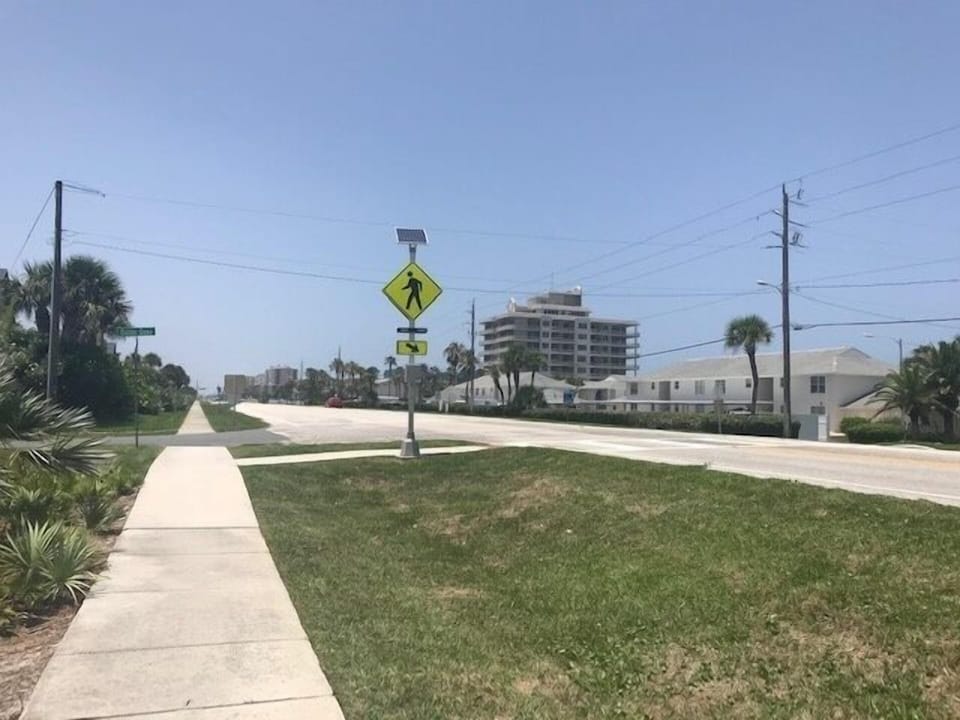 Condo, 1 Bedroom | Property grounds