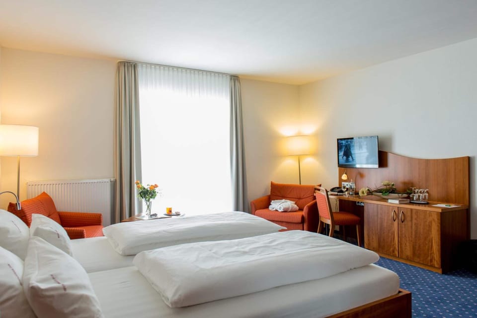 Premium bedding, minibar, in-room safe, desk