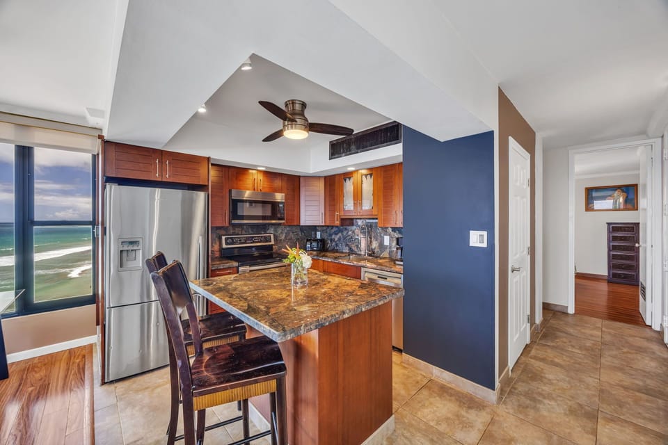 Kitchen with Island