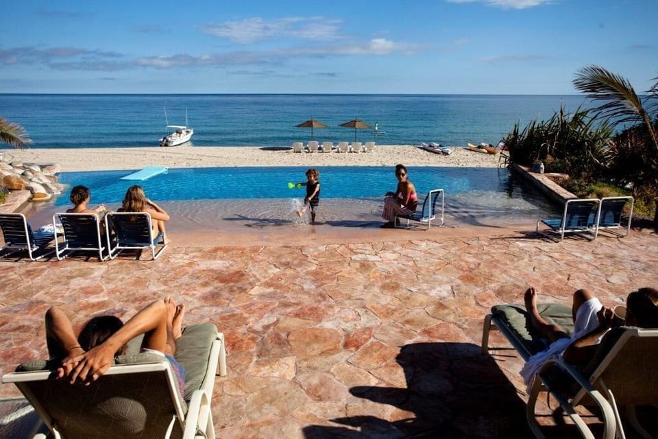 Infinity pool