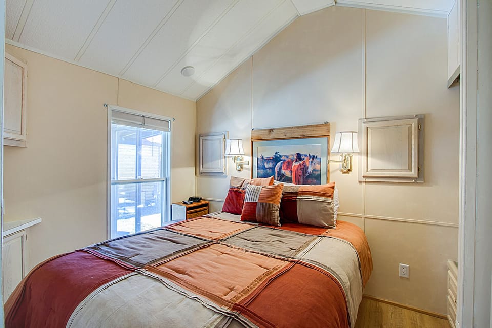 Queen size bed