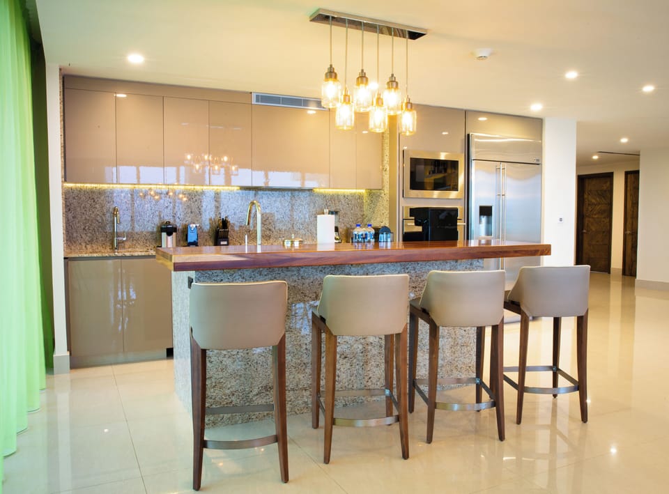 Three Bedroom Ocean Front | Private kitchen | Espresso maker, griddle