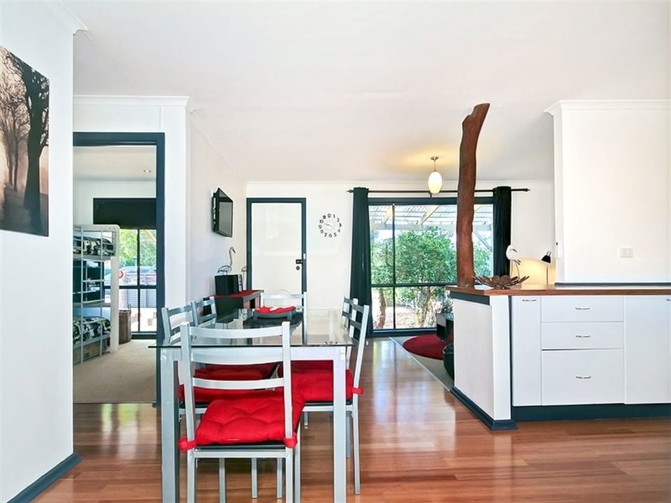 Sea Devine | In-room dining