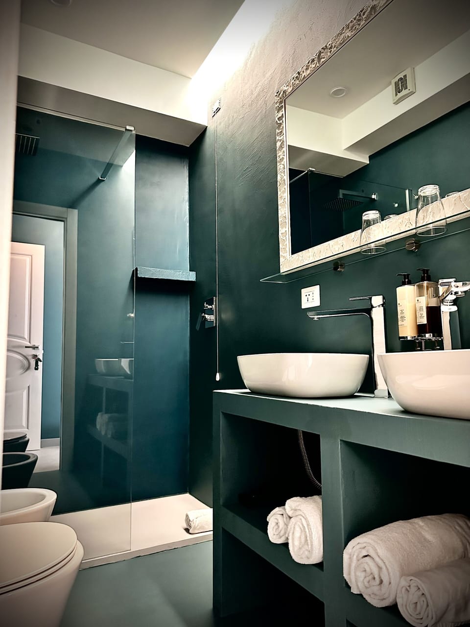 Double or Twin Room | Bathroom | Shower, free toiletries, slippers, towels
