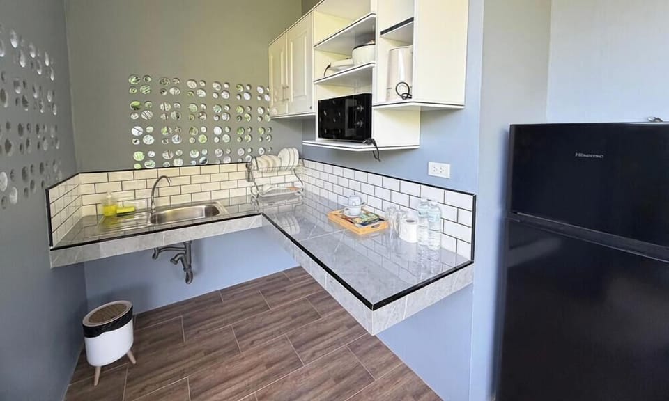 Bungalow, Balcony, Mountain View | Minibar, in-room safe, desk, blackout drapes