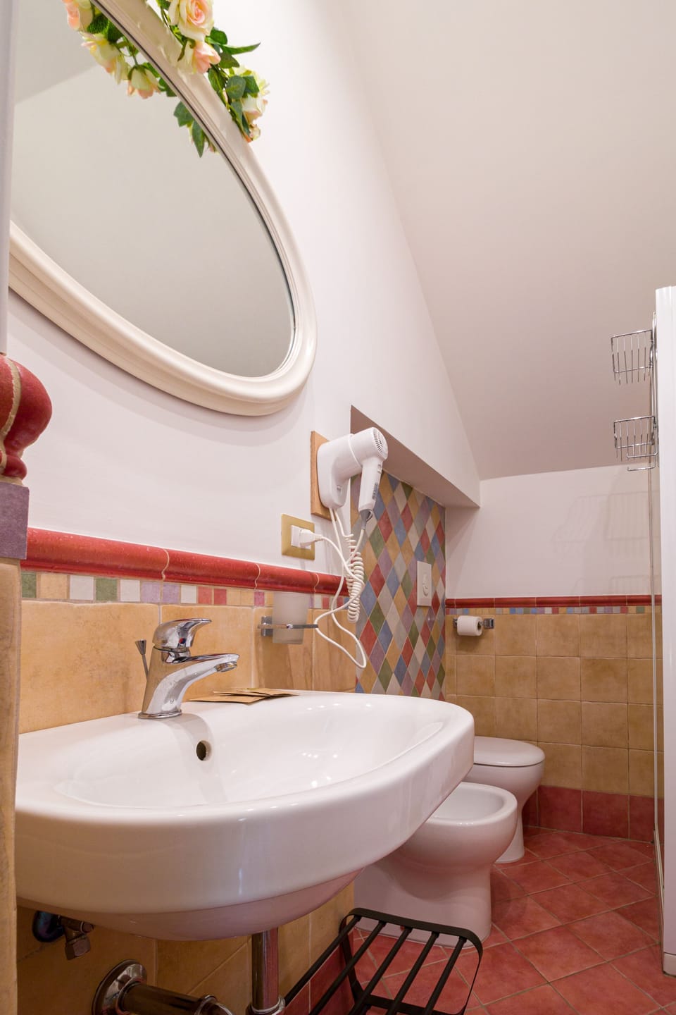 Family Room, Accessible | Bathroom sink