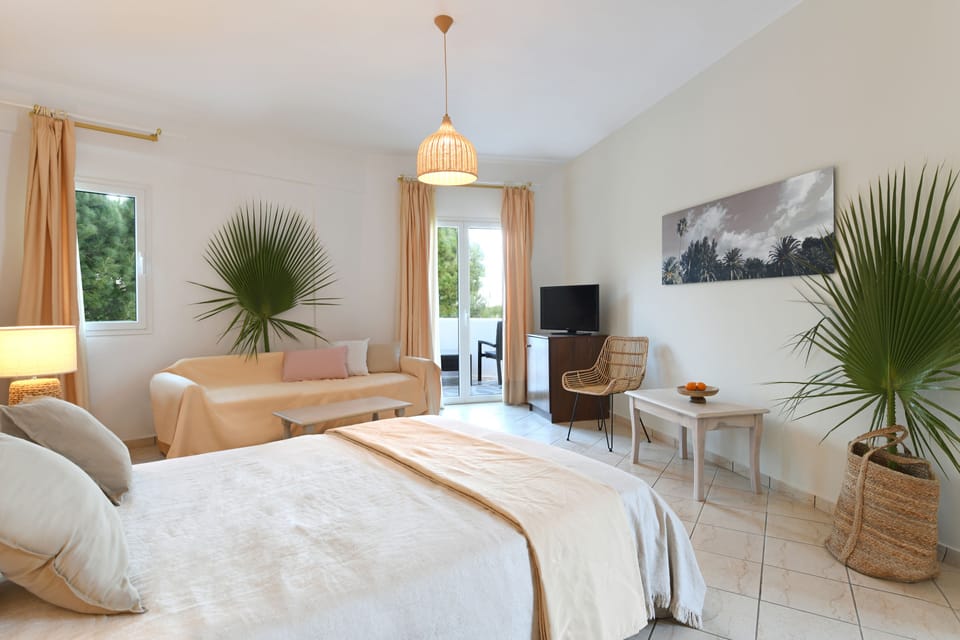 Superior Double or Twin Room, 1 Double or 2 Twin Beds, Garden View | In-room safe, free WiFi, bed sheets