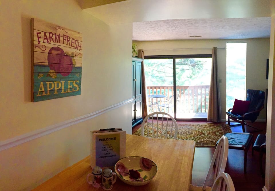 We have a Welcome Book with lots of suggestions. Table seats 7 with bench seat.