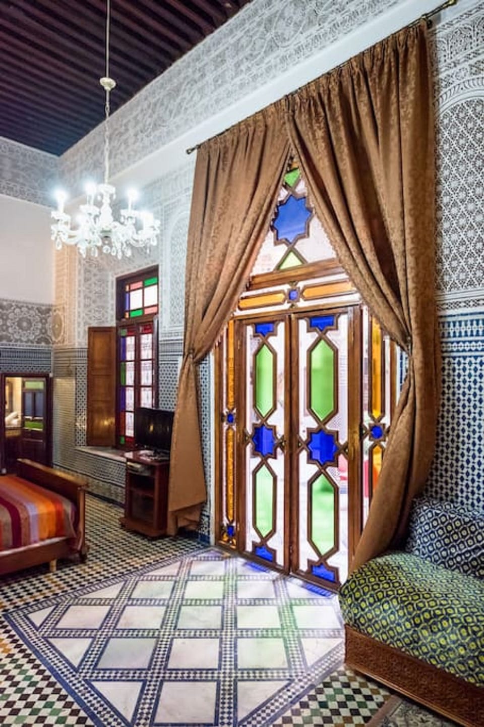 Blackout drapes, WiFi (free), individually decorated