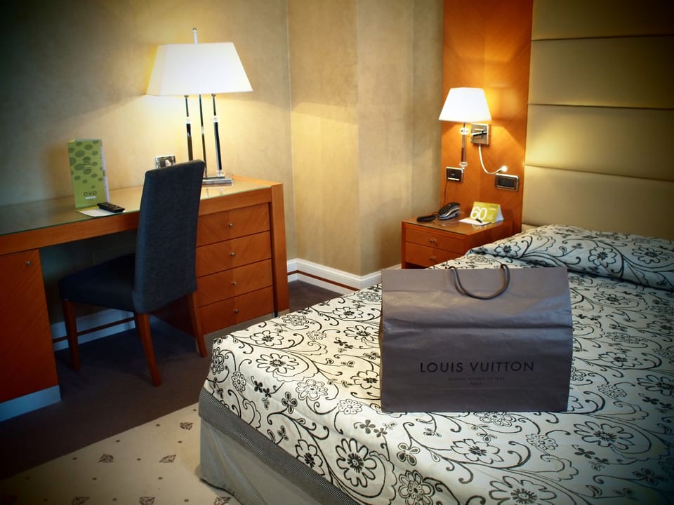Superior Double Room | Hypo-allergenic bedding available, minibar, in-room safe, desk