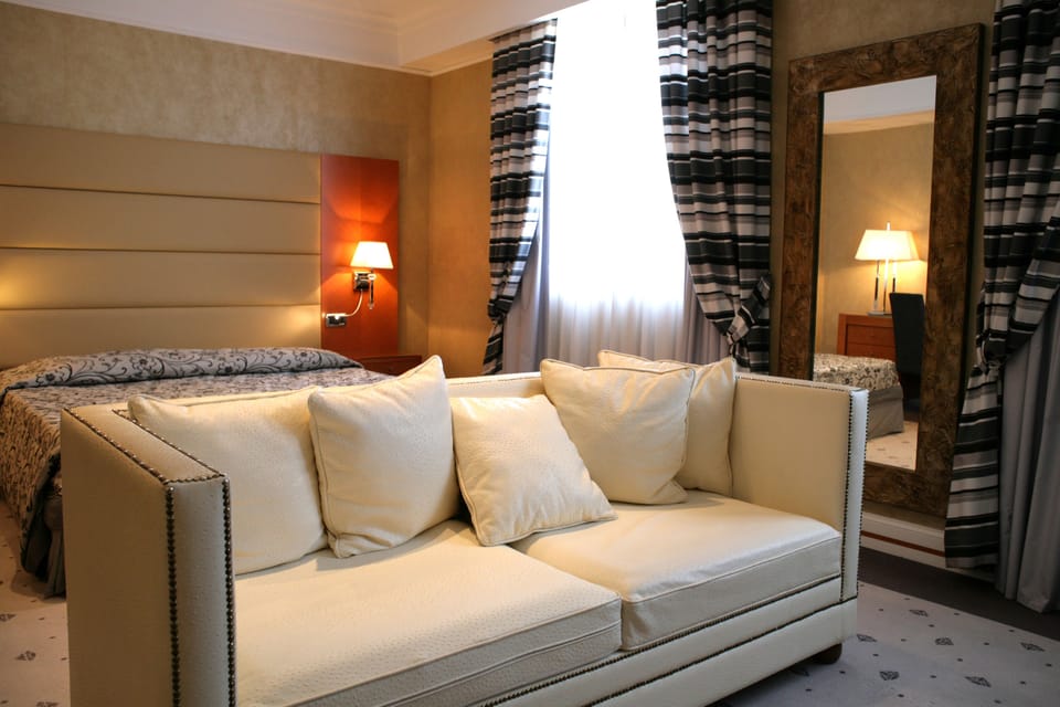 Superior Quadruple Room | Hypo-allergenic bedding, minibar, in-room safe, desk