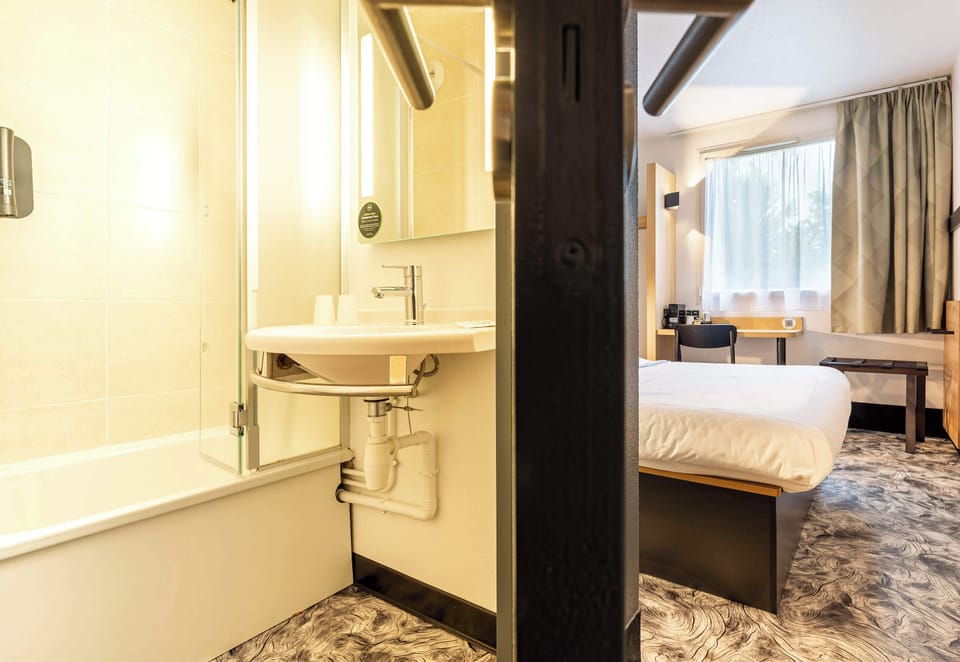 Superior Double Room | Free WiFi, bed sheets