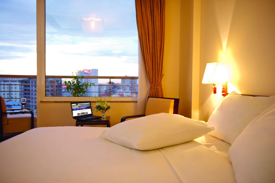 Deluxe Double Room, Balcony | Minibar, in-room safe, desk, soundproofing