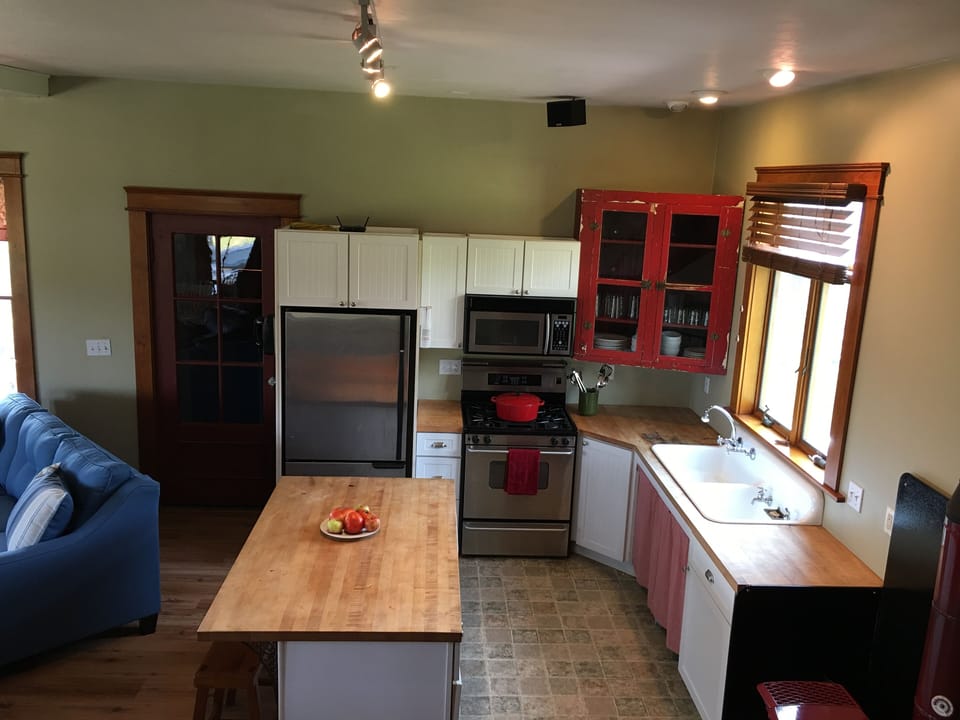 Spacious Kitchen