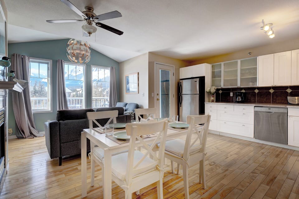 Summit Place 2B managed Exclusively by Rockies Rentals