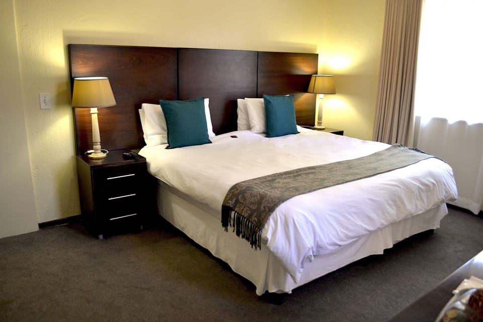 Premium bedding, Select Comfort beds, in-room safe